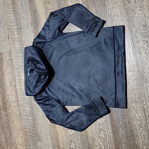 Like new Under Armor storm hoodie sweatshirt metallic gray/ black size Y MED - Picture 10 of 16